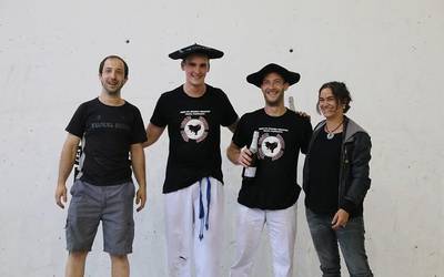 Jon Gallastegik eta Ander Oñatek irabazi dute Asier eta Iñakiren omenezko pelota txapelketa