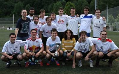 SVC eta Getokuak txapeldun Ipintzako udako futbol txapelketan