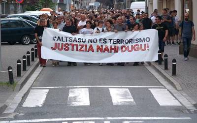 Altsasu ez da terrorismoa justizia nahi dugu manifestazioa 20170707