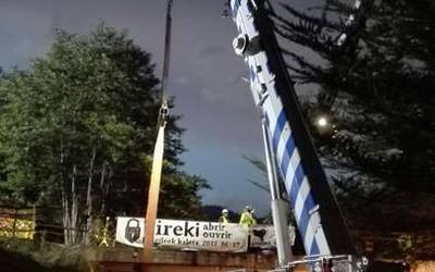 Hasi dira hilerriko zubia konpontzen
