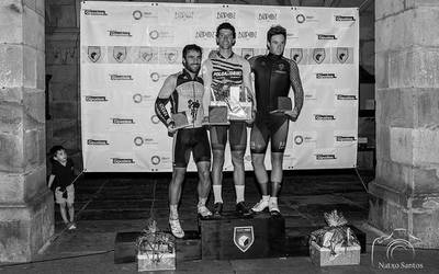 Pinoi finkoko bizikleten lasterketan podiumera igo da Ion Sarasua