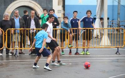 Areto futbolaren hamabi orduko jaia seminarioan