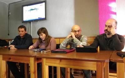 Tokiko Gobernu Taldetik bota izana salatu du Omniak