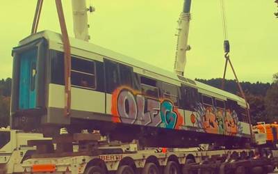 Tren bagoiak jarri dituzte Kurutziagako jolasgunean