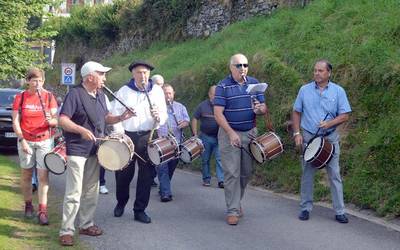 Han hemengo txistulariek bat, San Rokeren omenez