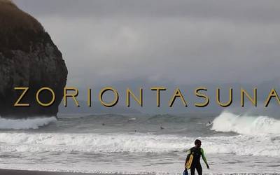[BIDEOA] Alex Urangaren 'Zoriontasuna'