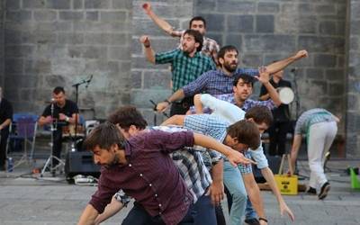 Tio Teronen Semeen dantza saioarekin amaituko da aurtengo Musika Jaialdia