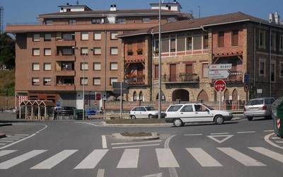 Bi gizon atxilotu dituzte Zaldibarko enpresa batean lapurretan egitea egotzita