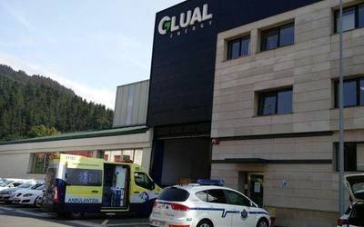 Langile bat hil da istripuz Glual Energy enpresan