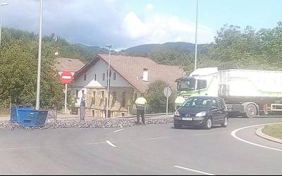 Kamioi bik zama galdu dute Abadiñon