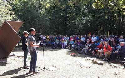 Historia-memoria ariketa Otsaportilloko lezean