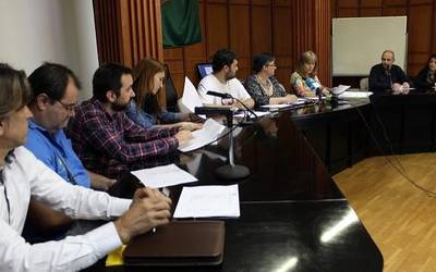Artziniegako udalbatzak bat egin du herri kataluniarraren asmo demokratikoarekin