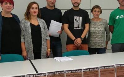 Hainbat sindikatuk elkarretaratzeak deitu dituzte Kataluniari elkartasuna helarazteko
