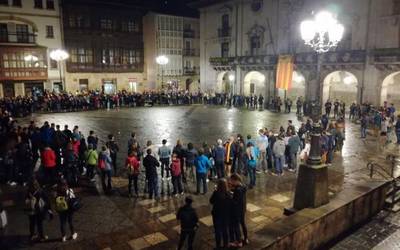 Kataluniaren alde mobilizatzeko deialdia: kazerolada eta itzalaldia
