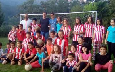 Kirola eta nerabeak izan dituzte hizpide Athletic Klubeko Rico eta Lekuek