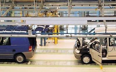 Ingeniarien faktoria: automobilgintza abian