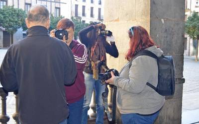 Sari banaketa gaur, Biteri Kultur Etxean