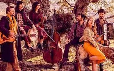 Martina quiere bailar taldea Folk ametsetan zikloa zabaltzeko