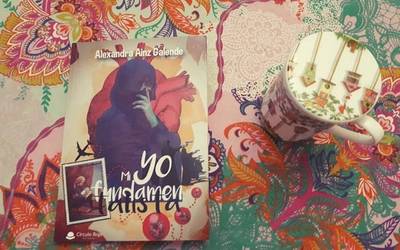 "Mi yo fundamentalista" liburua kaleratu du Alexandra Ainzek
