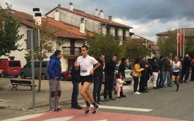 Sakanako Herri Lasterketan Madejón eta Gil txapeldun