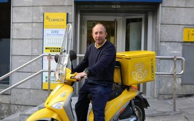 «Jendearekin egiten den harremana da politena; oso gustura nago dudan lanarekin»