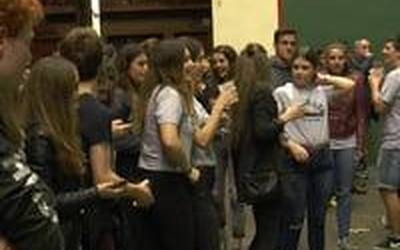 Gazte Pikuk antolatutako festak ospatu dira Legorretan