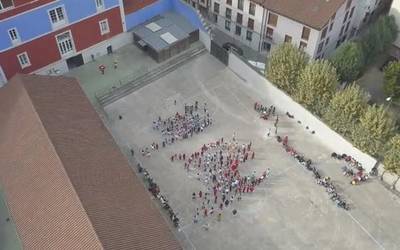 Antzinako Andra Mari ikastetxean ere, ahobizi eta belarriprest