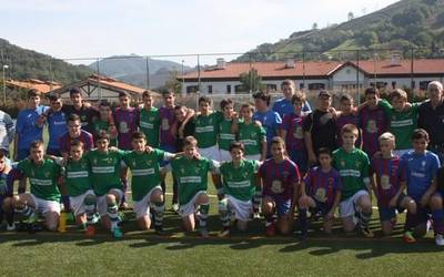 Gure Txokoa eta Beti Gaztek kadete mailako futbol derbia jokatuko dute