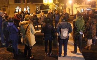 Indarkeriaren biktimak gogora ekarri dituzte