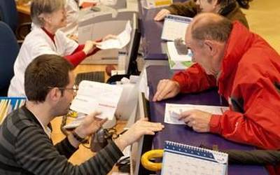 Nafarroako Gobernuak administrazio publikoetan euskararen erabilera arautzen duen foru dekretua onartu du