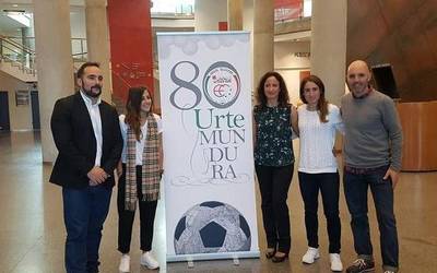 Euskal Selekzinoa-Txekia partidua egun osoko jaia izango da