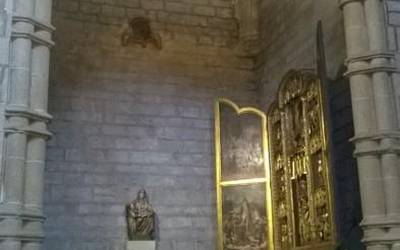 Sepulturak komunitate baten ispilu zirenekoak II:  San Pedro Parrokiako San Anton kapera