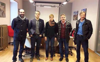 Inaziotar Bidea sustatzeko elkarlanerako bideak adostu dituzte