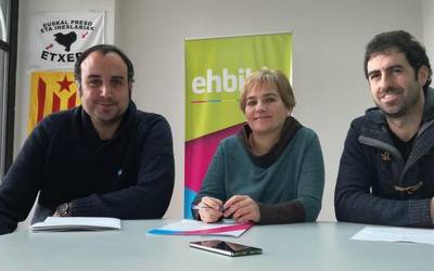 Musakolako Herri Eskolaren berritzea eta Hizkuntza Eskola 2018an martxan egoteko bermeak eskatu ditu EH Bilduk
