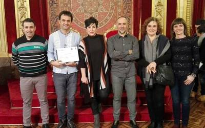 Doneztebeko San Migel ikastetxea 'Kalitatezko Zentro' saria eman diote