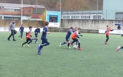 Lehiakortasuna eta futbola modu hezigarrian, Bixente Etxeandiaren omenezko partiduetan