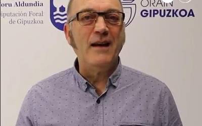 Mikel Irizar Hizkuntza Berdintasuneko zuzendariak kargua utziko du aurten