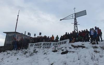 Gudariak omendu dituzte Intxortan