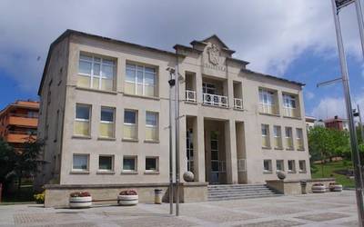 Etxebizitzak alokatzen laguntzeko dirua emango du Sopelako Udalak