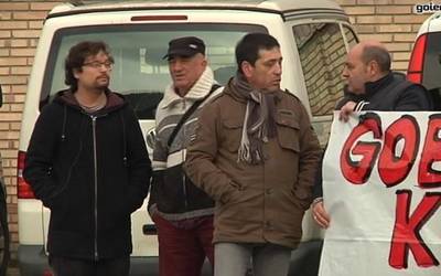 Udal ordezkariek babesa agertu diete Edesa Industrial eta Geyserreko langileei