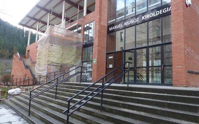 Astelehen goizean itxita egongo da Manuel Muñoz kiroldegia