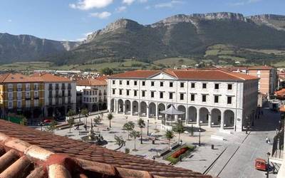 Urduñako bisitari kopuruak % 18 egin du behera azken hiru urteetan