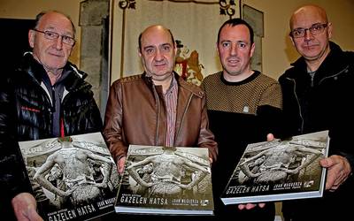 'Gazlen Hatsa’, krosaren historia, testigantzak eta irudia batzen dituen liburua