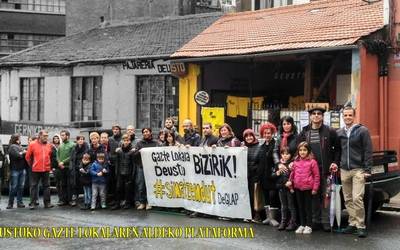 Deustuko Lokalaren Aldeko plataforma sortu dute auzokideen babesa lortzeko