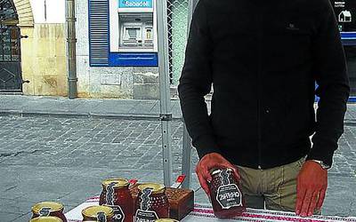 Julian Villena eta Nagore Dorronsoro Soro feriako ezti lehiaketan irabazle