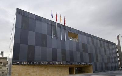 Blanca Esther Marquesi omenaldia, Burlatan