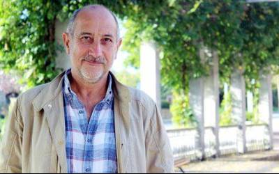 Kepa  Larrea:  “Xabier  Minaz  ahaztu  eta  Simon  Bolivar  goraipatu  dugu  euskaldunok”