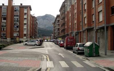 Durangon 1.500 etxe huts daudela uste dute, eta errolda ofizial bat lantzera doaz