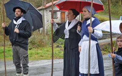 Ohiturari eutsiz, Santa Agedari kantari