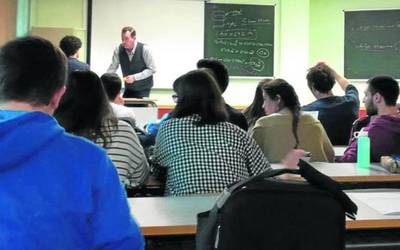 Goi-mailako hezkuntza, “kolokan”